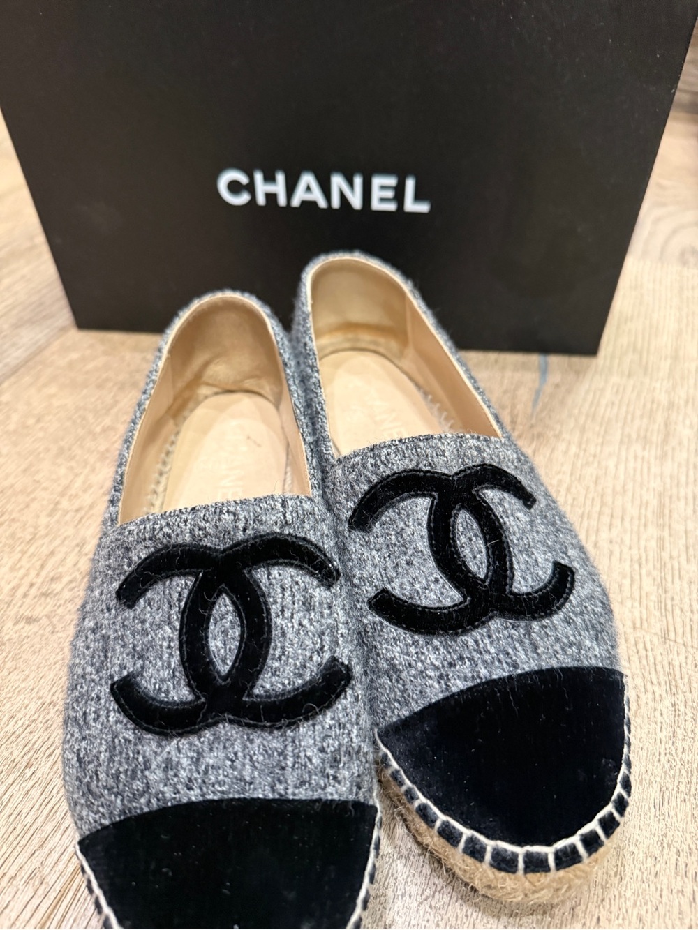 CHANEL Gray Wool Espadrilles with Black Cap Toe and CC Logo